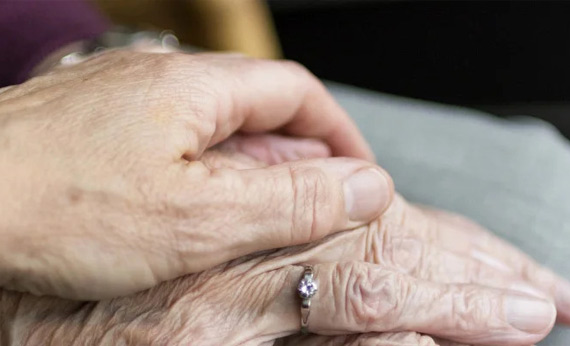 Czy seniorzy mają oszczędności? Sytuacja finansowa osób starszych w Polsce